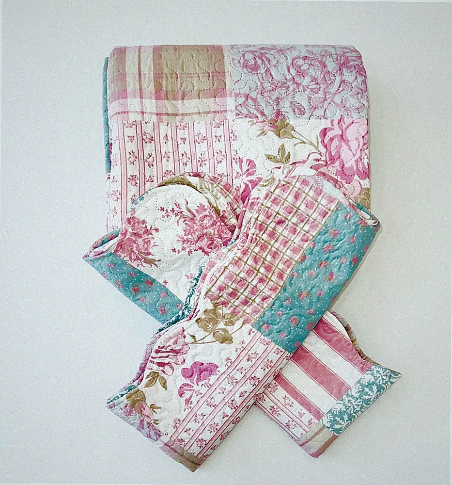 3-Piece king Size Printed Patchwork Quilt Set - Flower Floral Strip