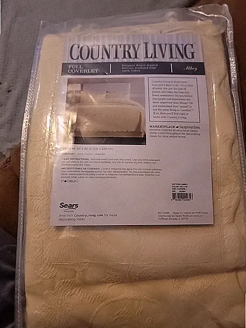 Country Living Coverlet Full 86x90” Yellow Abbey Scalloped Edge 100% Cotton