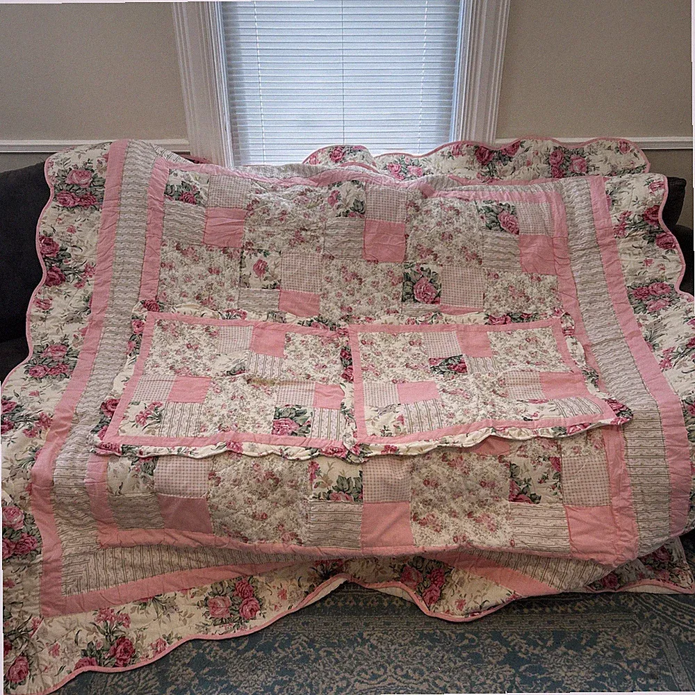 Domestications Full Queen Quilt 2 Pillowcases Pink Floral Patchwork Bedding Set