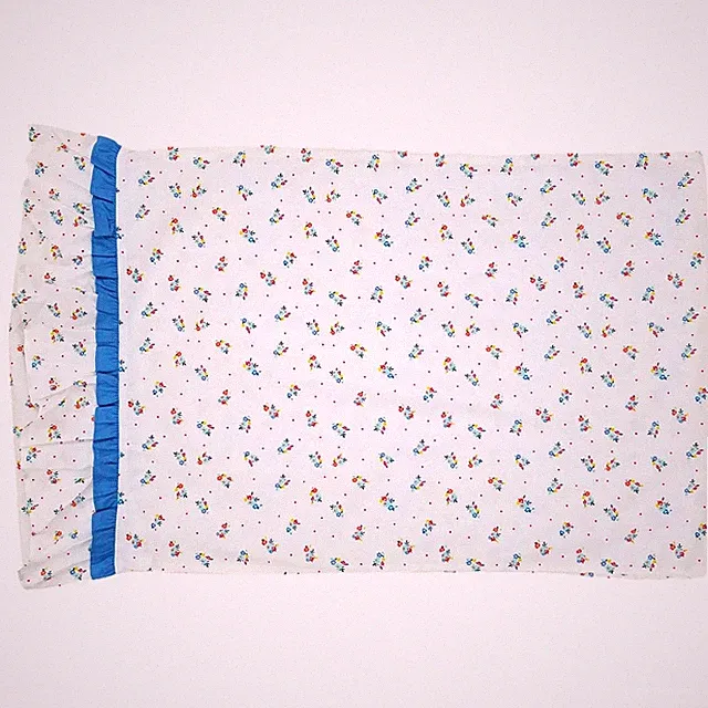 The Pioneer Woman Ditsy Floral Pillowcase Set, 2 Standard Cotton Pillow Cases