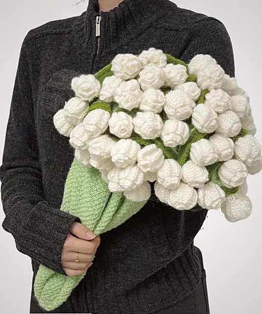 White Rose Flowers Bouquet Blanket,Flower Throw Blankets,Gifts for Mom(39 Inch)